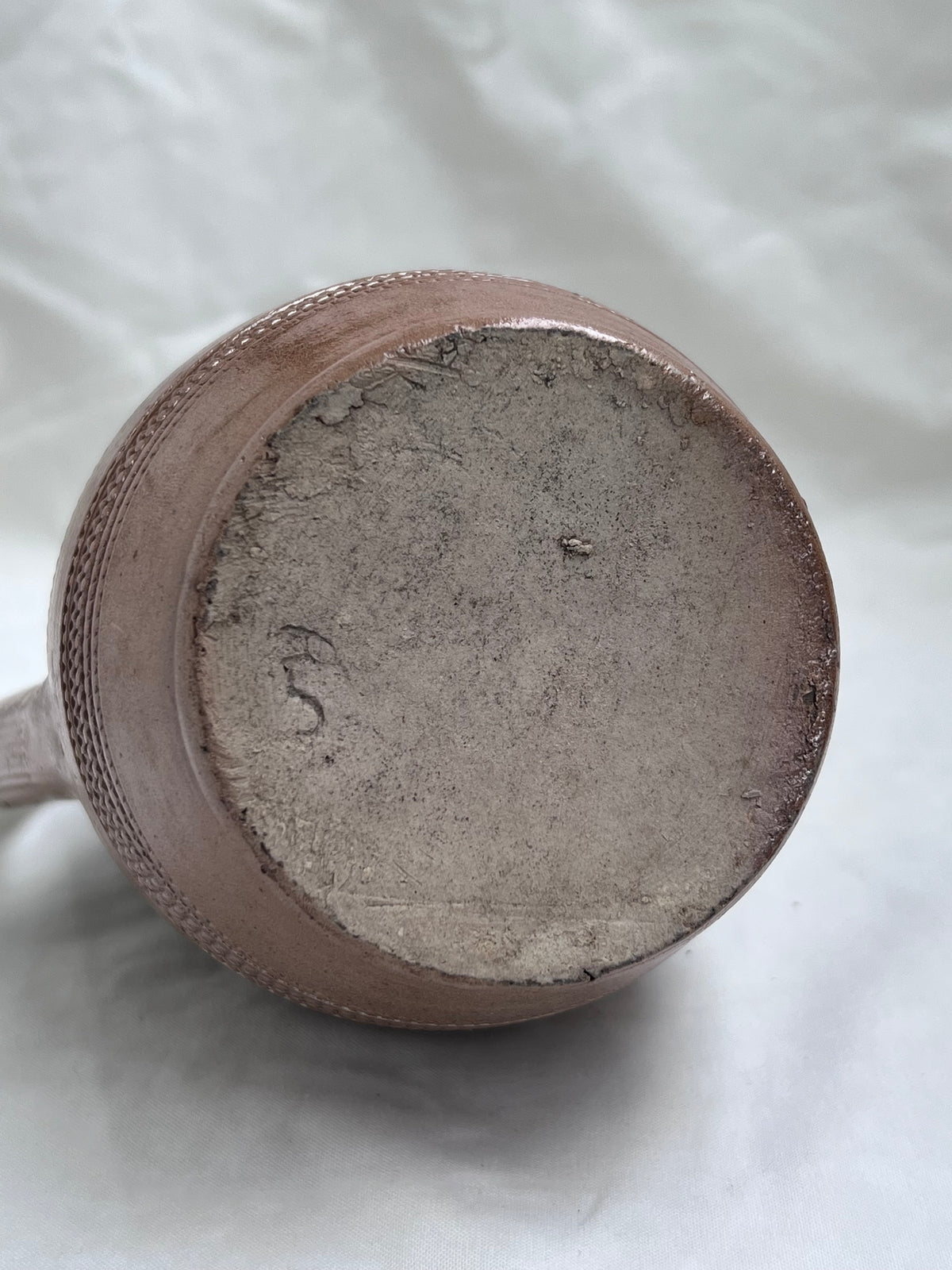 ancien pichet à vin en grès  ￼